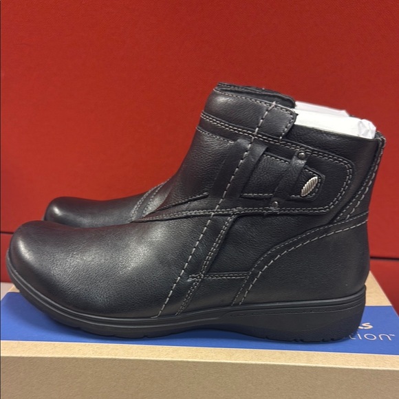 Clark’s carleigh style Black Leather Ankle Boots us 11 M - Picture 3 of 7